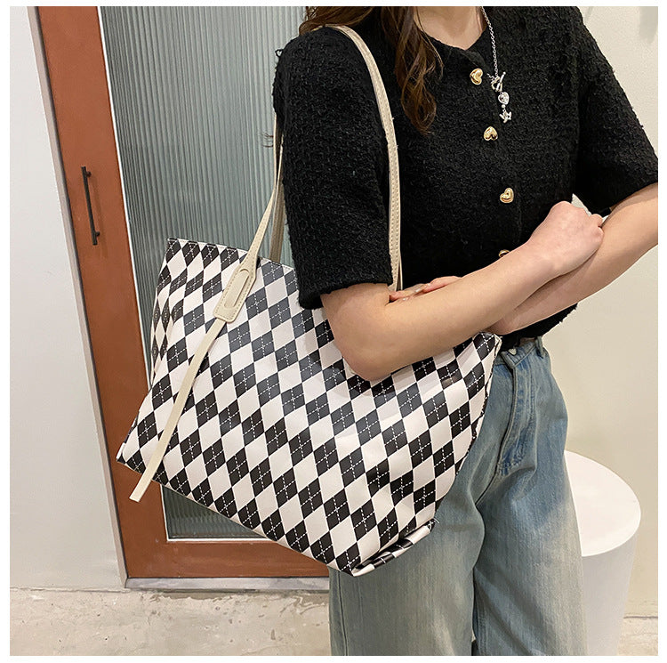 Fashionable Lingge Tote Bag