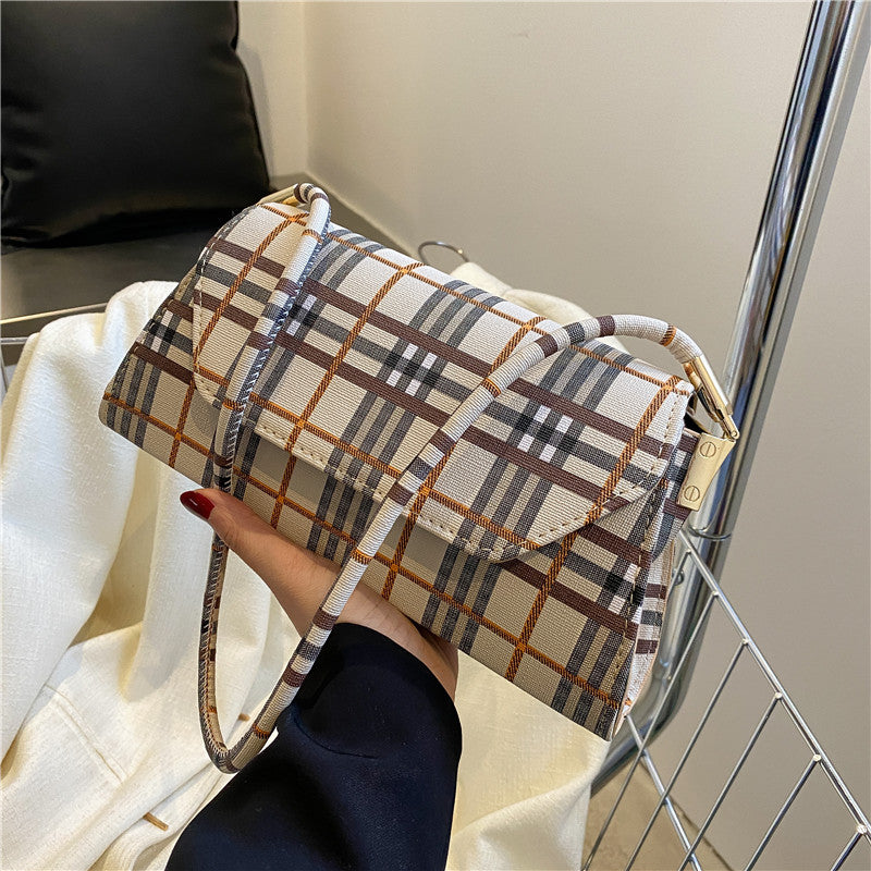 Trendy Plaid Shoulder Bag