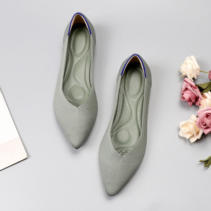 Ladybug Pointed Knit Shoes