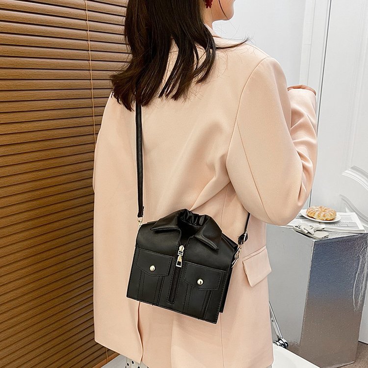 Street Trend Shoulder Bag