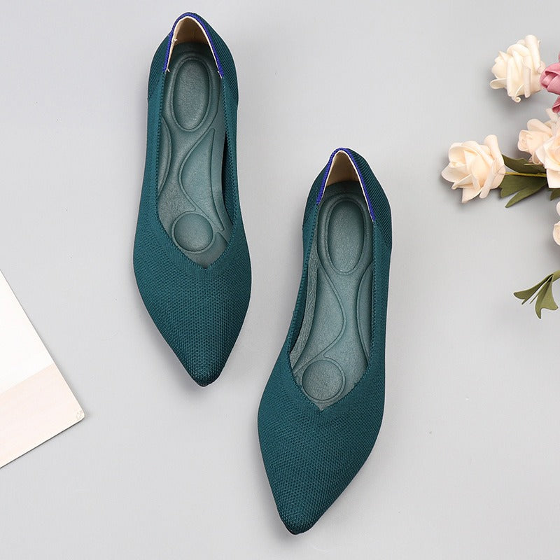 Ladybug Pointed Knit Shoes