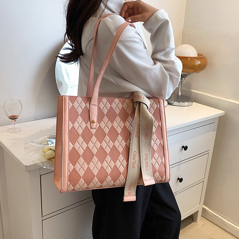 Checkerboard Rhombus Shoulder Bag