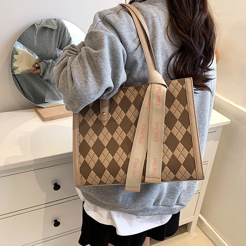 Checkerboard Rhombus Shoulder Bag